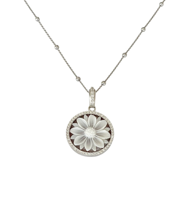 Collana con cameo sardonico inciso a mano